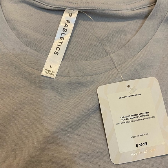 Fabletics Light Grey Tee - Picture 5 of 5
